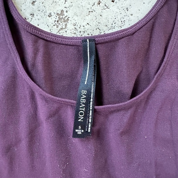 Aritzia Babaton form-fitting tank top. - Picture 2 of 2